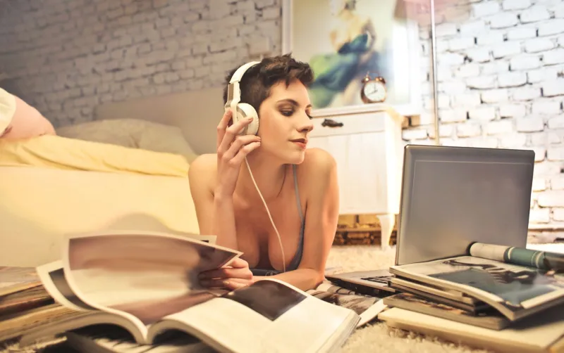 What's Playing in Your Ears Could Be Changing How You Play: The Aussie Gamer's Guide to Sound